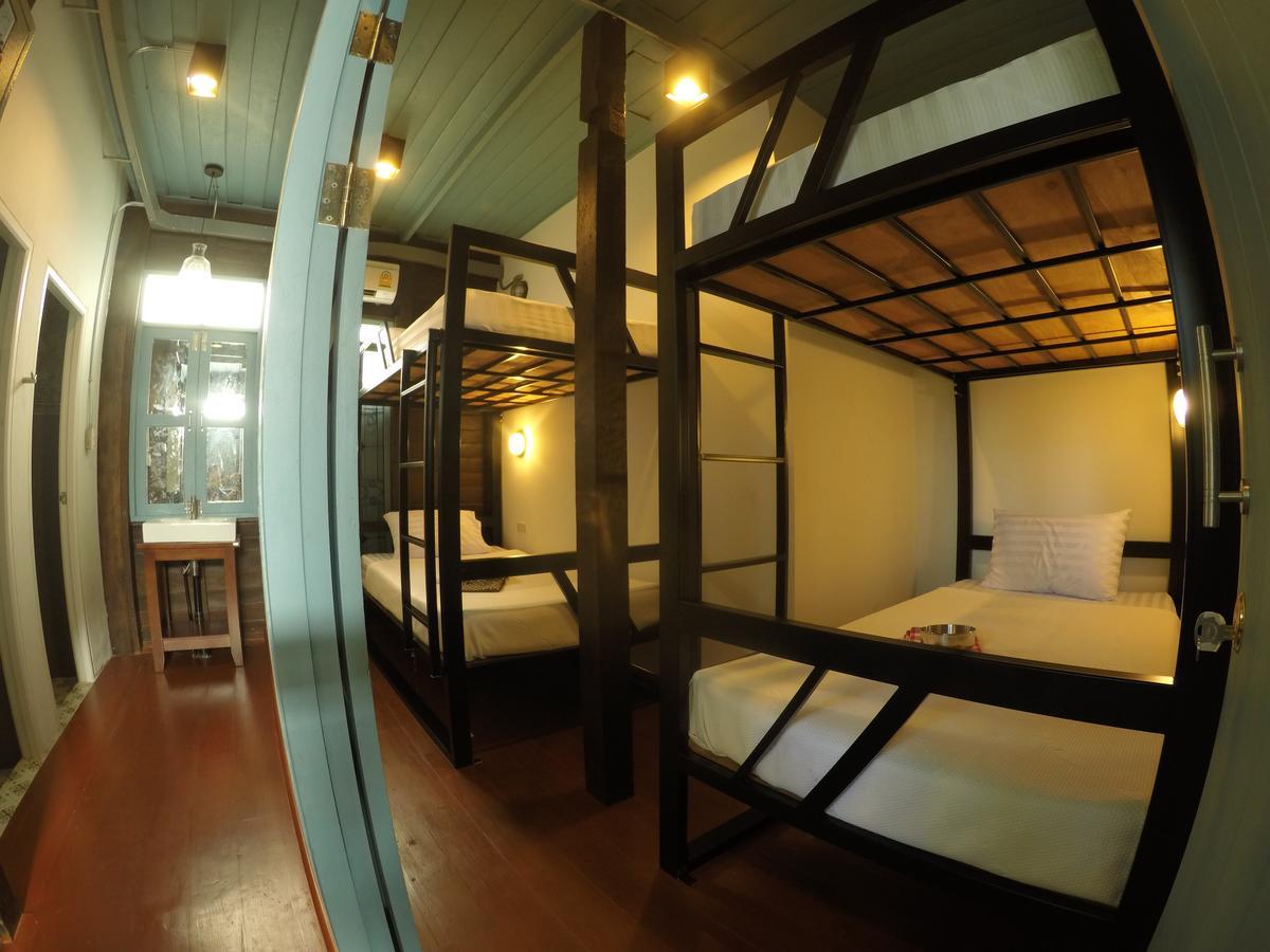 La Moon Hostel Bangkok Exterior foto